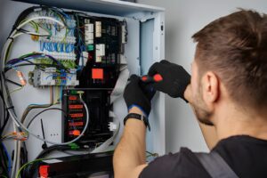 Electrician in Barrie